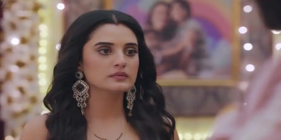 Kirti's Attempt to Defame Raghav - Jaane Anjaane Hum Mile