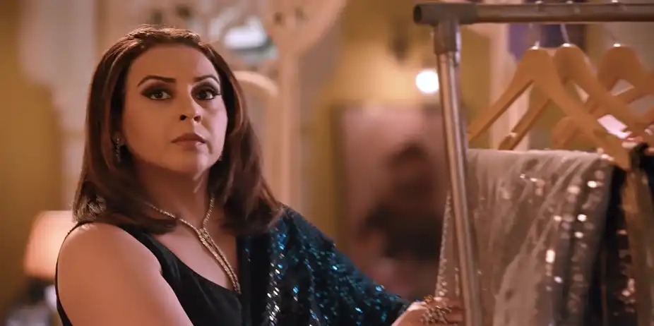 Chanda Wears Urmila's Jewellery - Saru