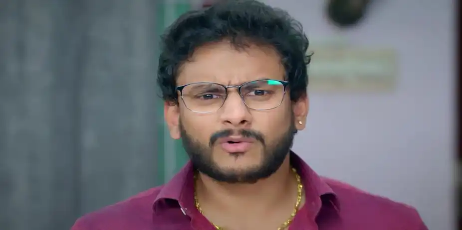 Bhagyam Visits Rathna - Anna