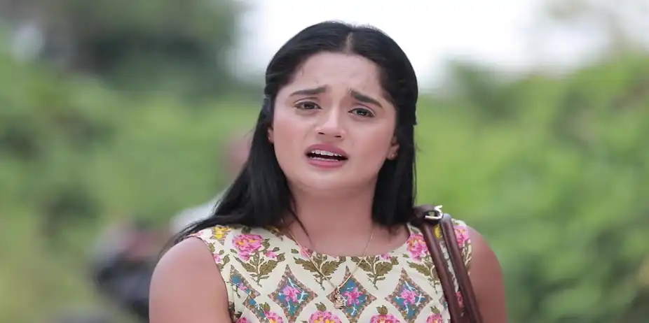 Vinay Threatens Varshini - Varisu