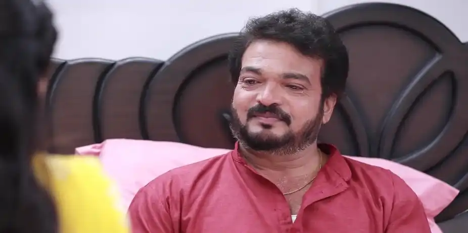 Prakash Gets Emotional - Varisu