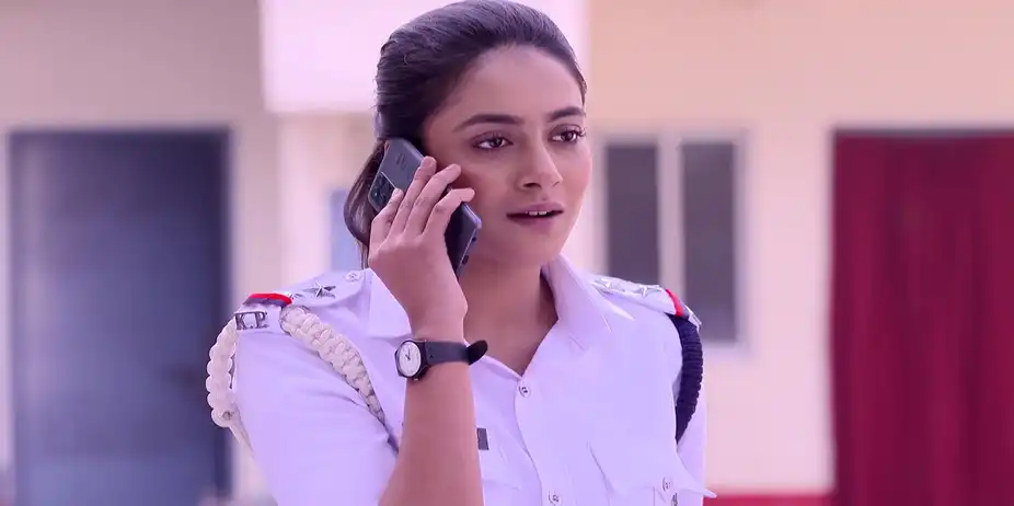 Rudrajit Asks Suchandrima to Go on a Date - Tui Amar Hero