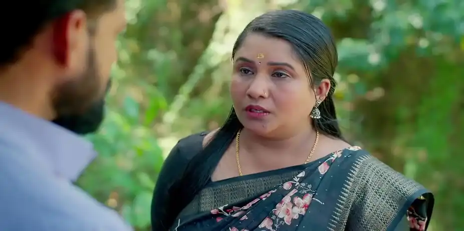 Vikram Assaults the Doctor - Manathe Kottaram