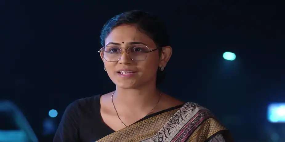 Priya Vists a Hospital - Suna Jhia