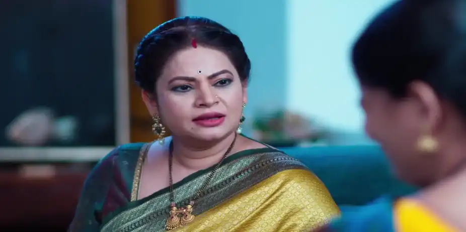 Bhairavi Shares Her Concern with Jayanti - Savalyachi Janu Savali