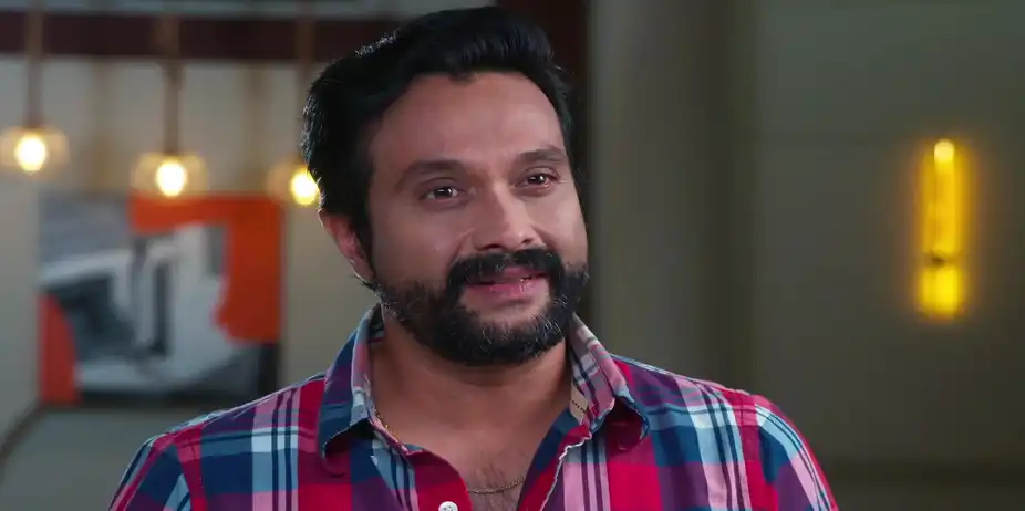 Rajkumar Confronts Aishwarya - Savalyachi Janu Savali