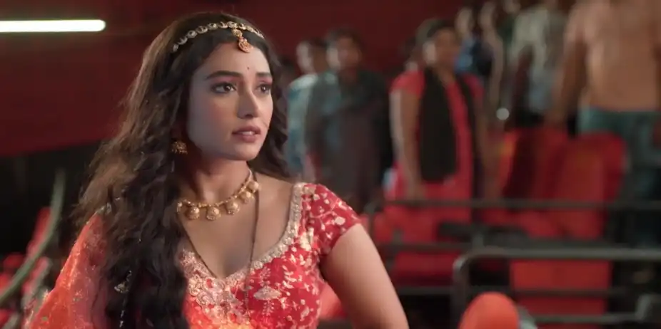Latika Helps Saavi and Jeetu - Gharwali Pedwali