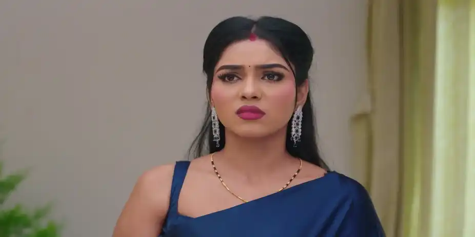 Gouthami Reasons with Abhimanyu - Gowri