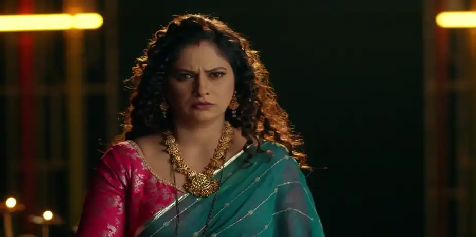Sarika Visits an Occultist - Vasudha