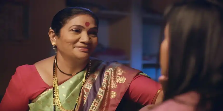 Phulabai Tells Lali To Take Care of Herself - Devmanus Madhla Adhyay