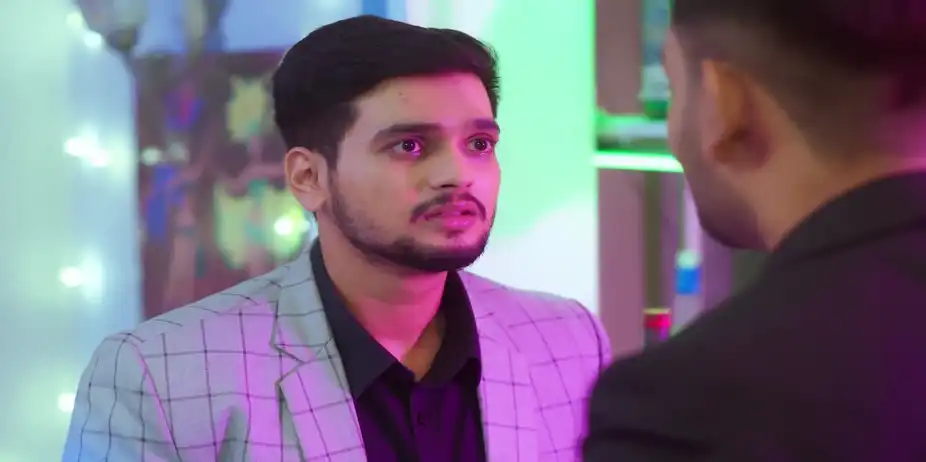 The Nightclub Owner Gives Pritam a Task - Paaru