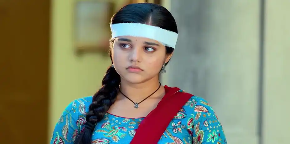 Ayushman Stands By Kusum - Kusum