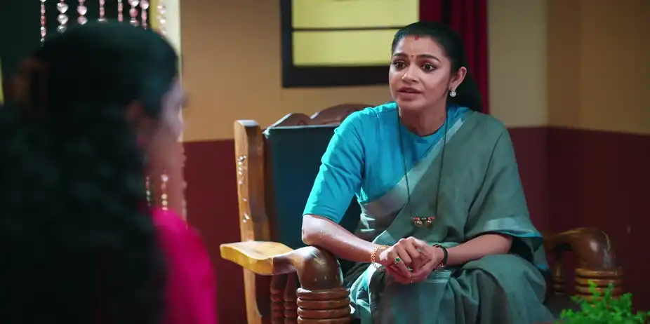 Bhoomika Speaks about the Bond of Marriage - Amruthadhaare