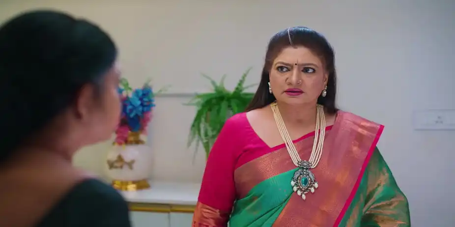 Bhoomika Is Overwhelmed By Guilt - Amruthadhaare - Promo