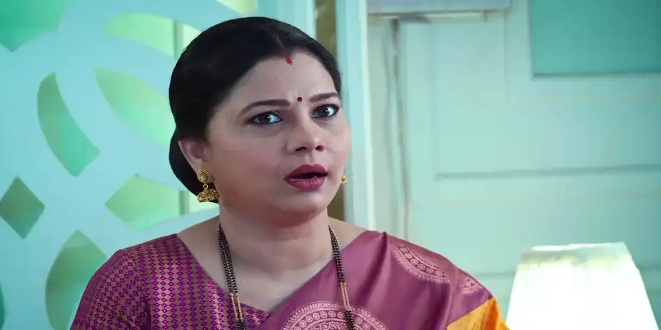 Chandrakant Voices His Suspicion to Tillotamma - Savalyachi Janu Savali