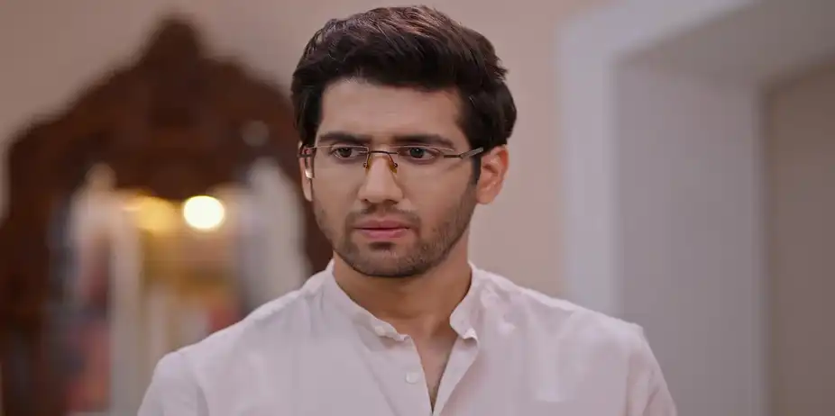 Rift Between Meera and Atharva - Tula Japnar Aahe