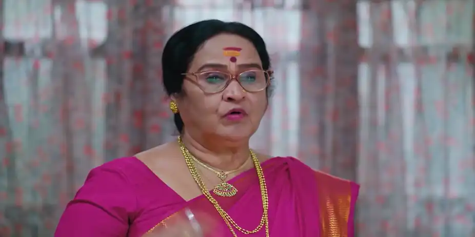 Priyanka Stages an Act - Snehapoorvam Shyama