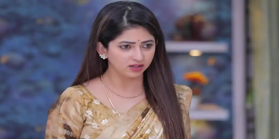 Mithra Tries to Convince Bharathi - Idhayam