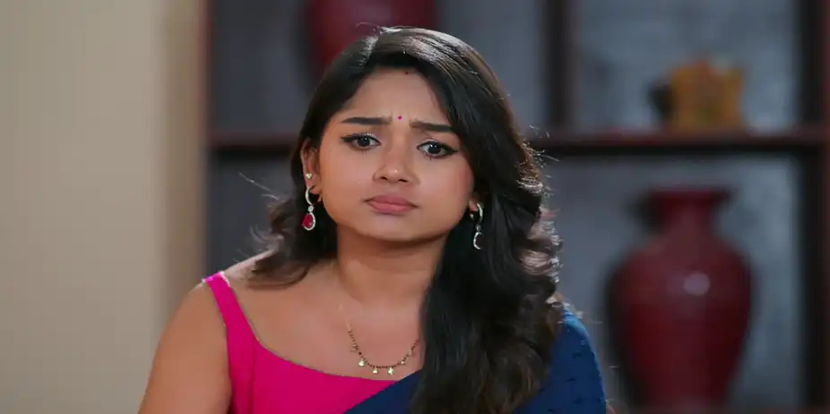 Charulata Hestitates to Take a Treatment - Sandhyaraaga