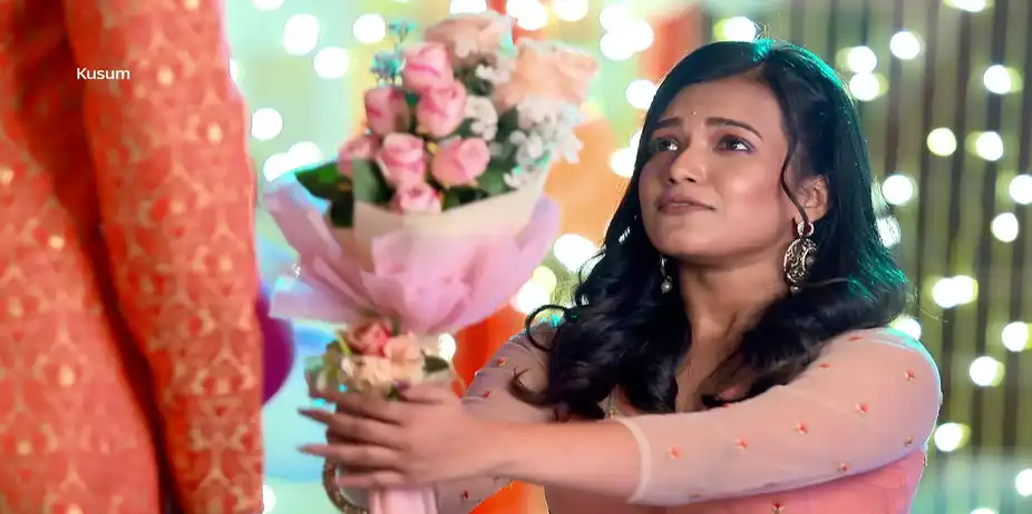 Megha Proposes Ayushman - Kusum - Promo