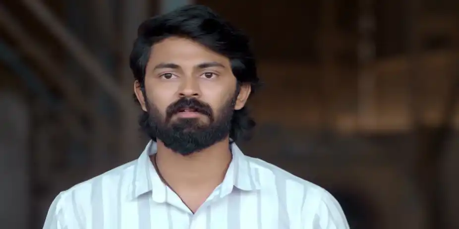Govind Stages an Act - Sandhya Raagam