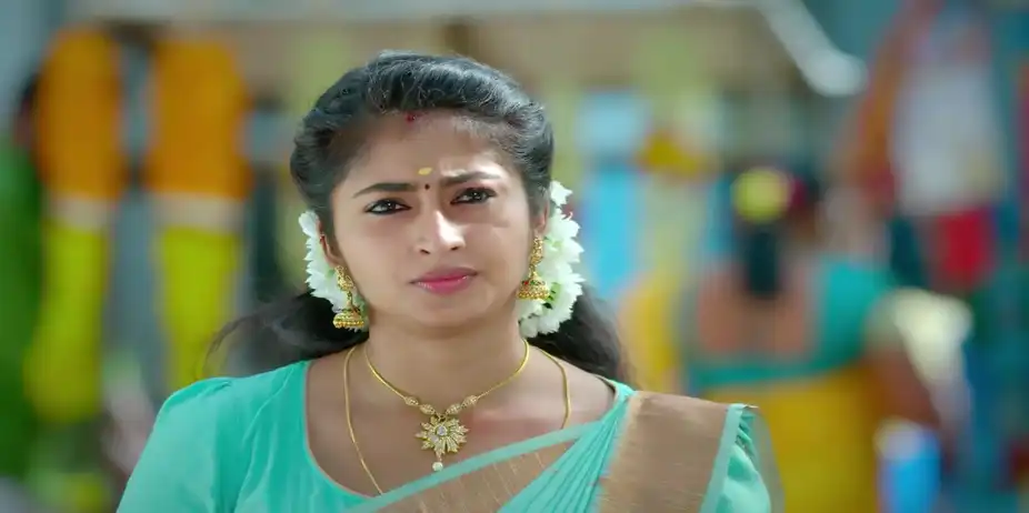 Valli Tries to Advise Maaran - Veera