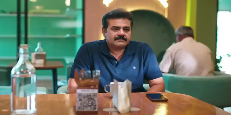 Goutham Shares His Story with a Stranger - Amruthadhaare