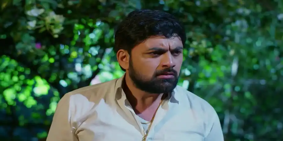 Rajaram and Shivaraju Confront the MLA - Sandhyaraaga