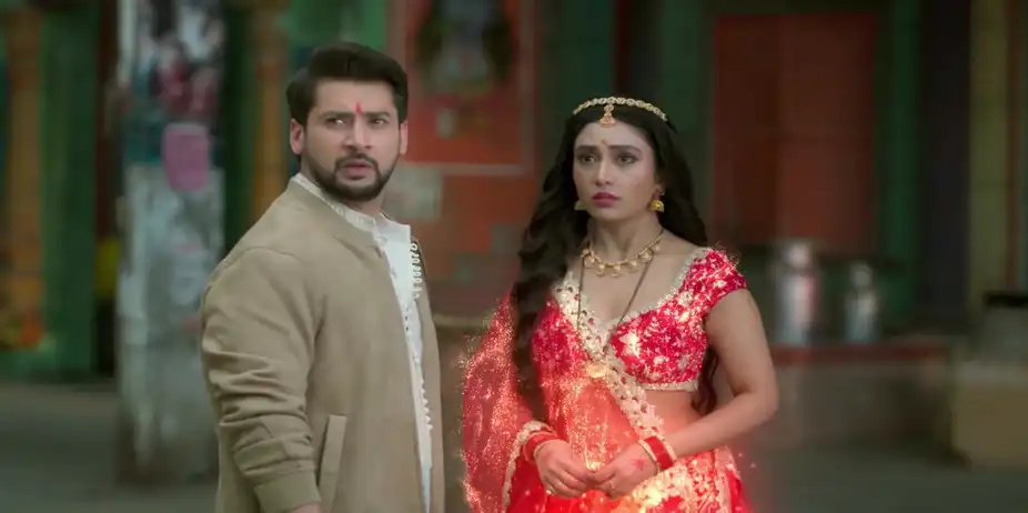 Jeetu Apologises to Latika for His Suspicions - Gharwali Pedwali