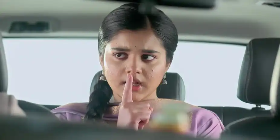 Kusum's Off-Key Song - Kusum