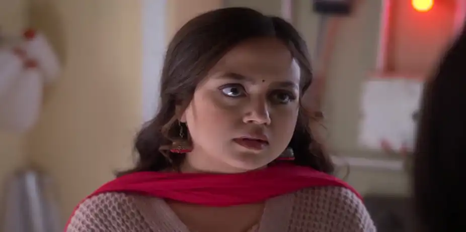 Kuntalini Is Caught - Taare Dhori Dhori Mone Kori