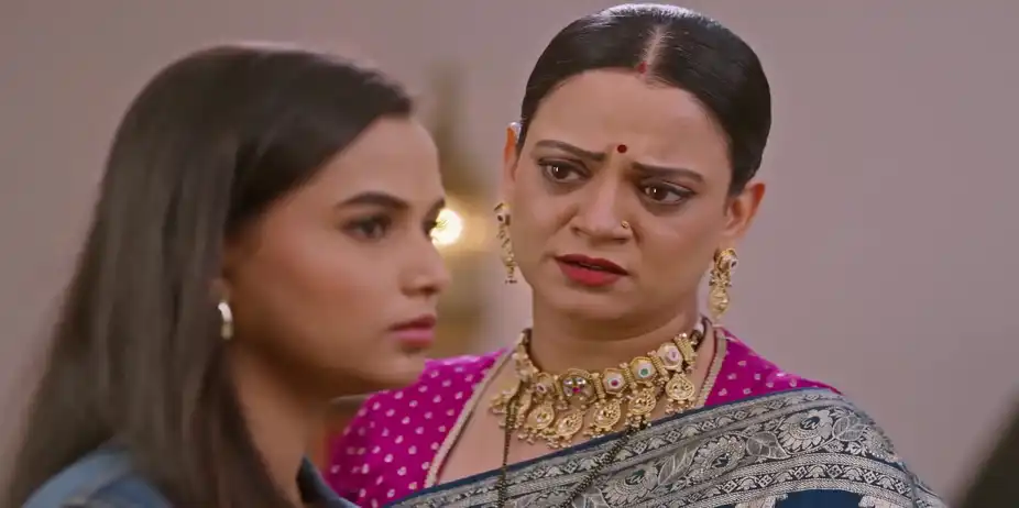 Manjiri Instigates Ananya against Meera - Tula Japnar Aahe