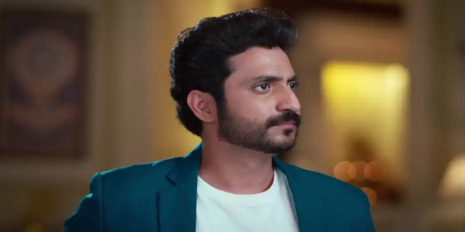 Savali Exposes Aishwarya to the Mehendales - Savalyachi Janu Savali