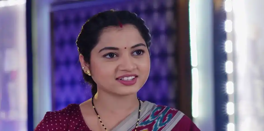 Vicky's Carelessness Angers Archana - Sathi Sata Janmara
