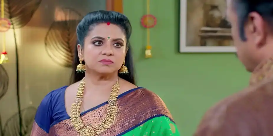 Jayaraman Pleads with Ramadevi - Chembarathy
