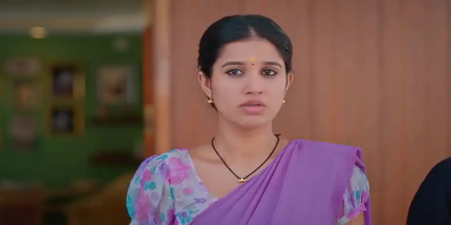 Ramadevi Lashes Out at Darshana - Chembarathy