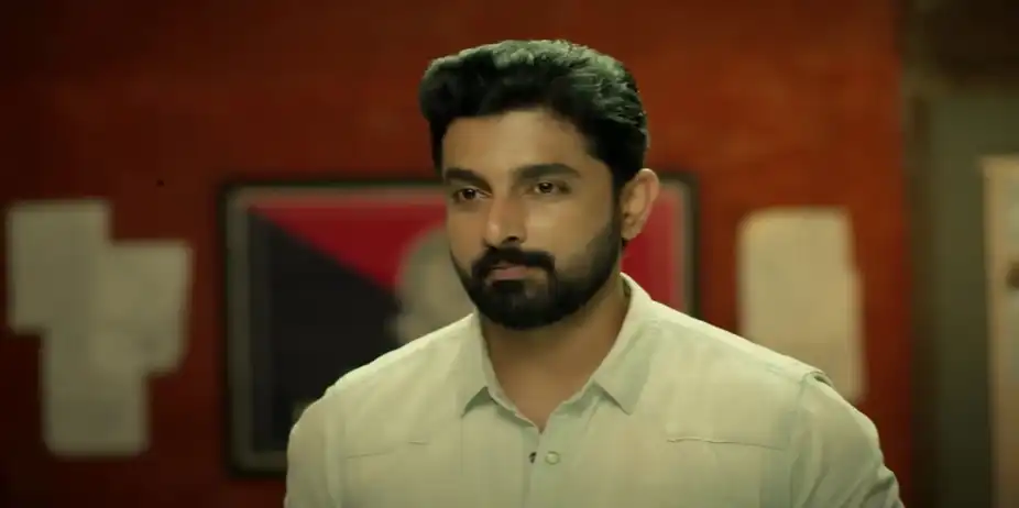 Durga Is Surprised to See Kiran - Durga