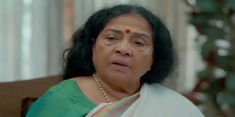 Nandagopal Has a Word with Saraswathy - KrishnaGadha