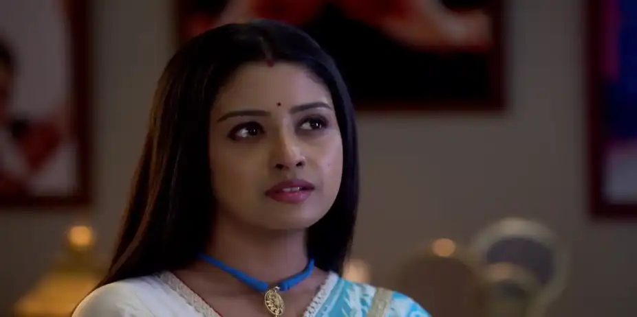 Parul Teases Poushali - Parineeta