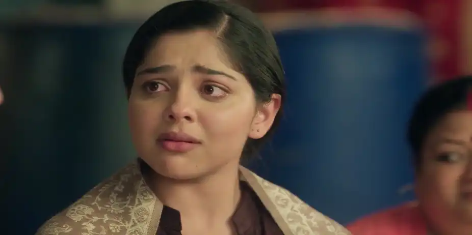 Gopal and Pushpa Comfort a Saddened Anu - Tumm Se Tumm Tak