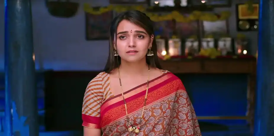 Rathna Refuses to Accept Sharada - Annayya