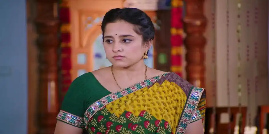 Narasimha Keeps a Secret from Vishwa - Lakshmi Nivasa