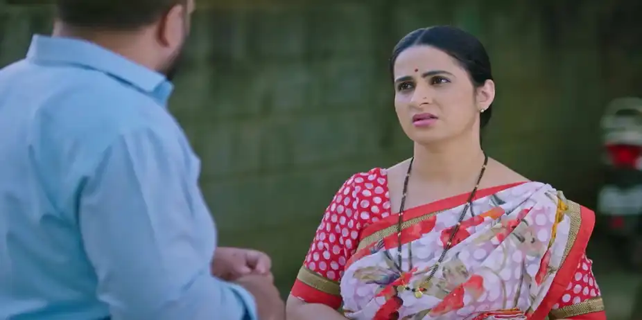Veena Refuses to Listen to Santosh - Lakshmi Nivasa