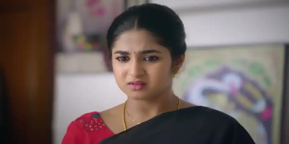 Indhu Deletes the Evidence - Chinnan Siru Kiliye