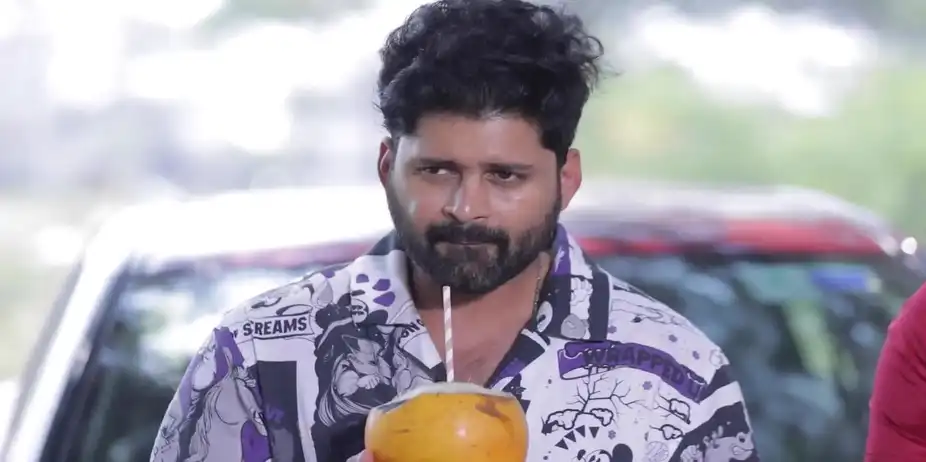 Bharathi Reluctantly Joins Aadhi - Idhayam