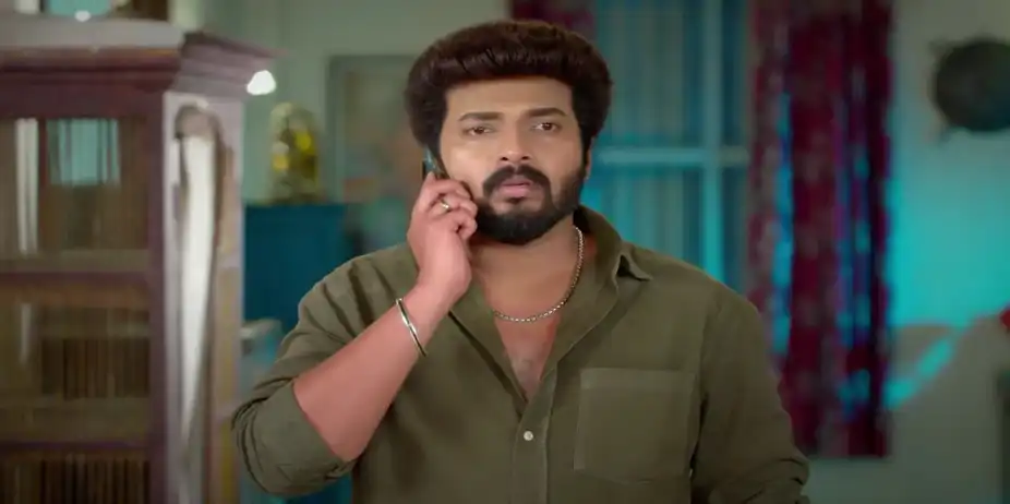 Karthikeyan Faces Turmoil - Karthigai Deepam