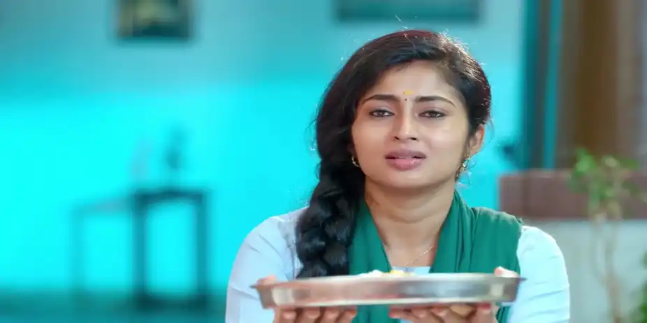Valli Worries about Raghavan - Veera