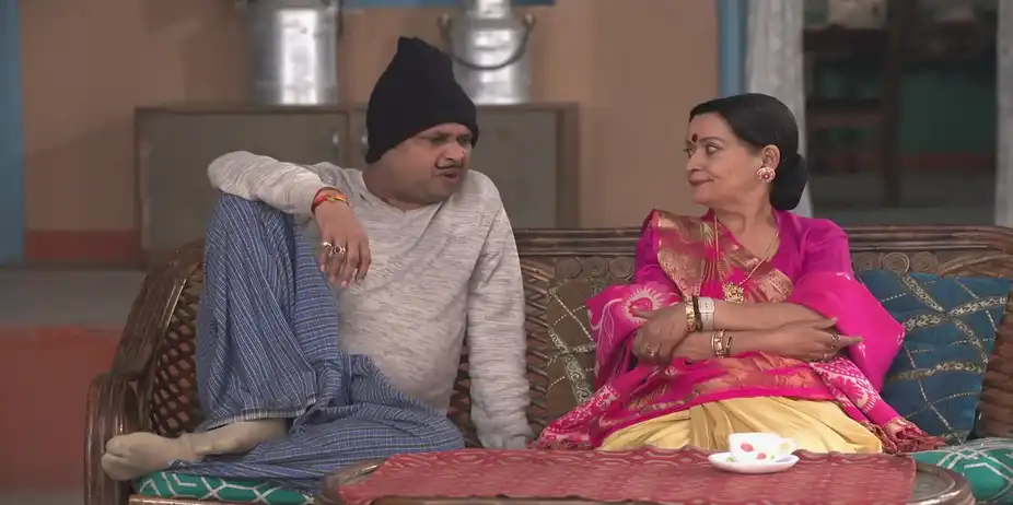 Happu Tells Amma about Rajesh's Boyfriend - Happu Ki Ultan Paltan