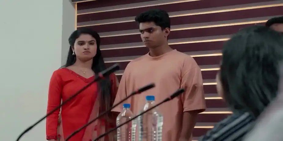 Ashwathy Apologises to Abhijith - Durga
