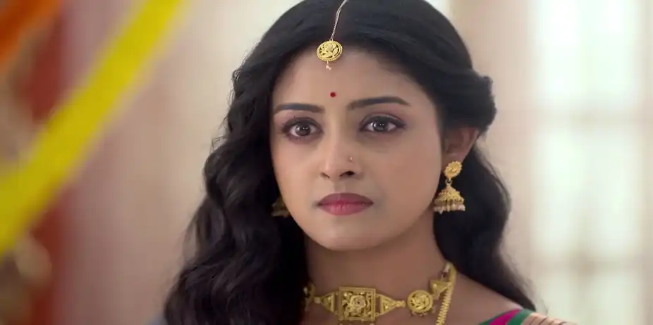 Parul Is a Mere Habit for Rayan - Parineeta
